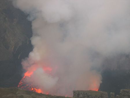 Nyiragongo035