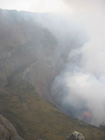 Nyiragongo041